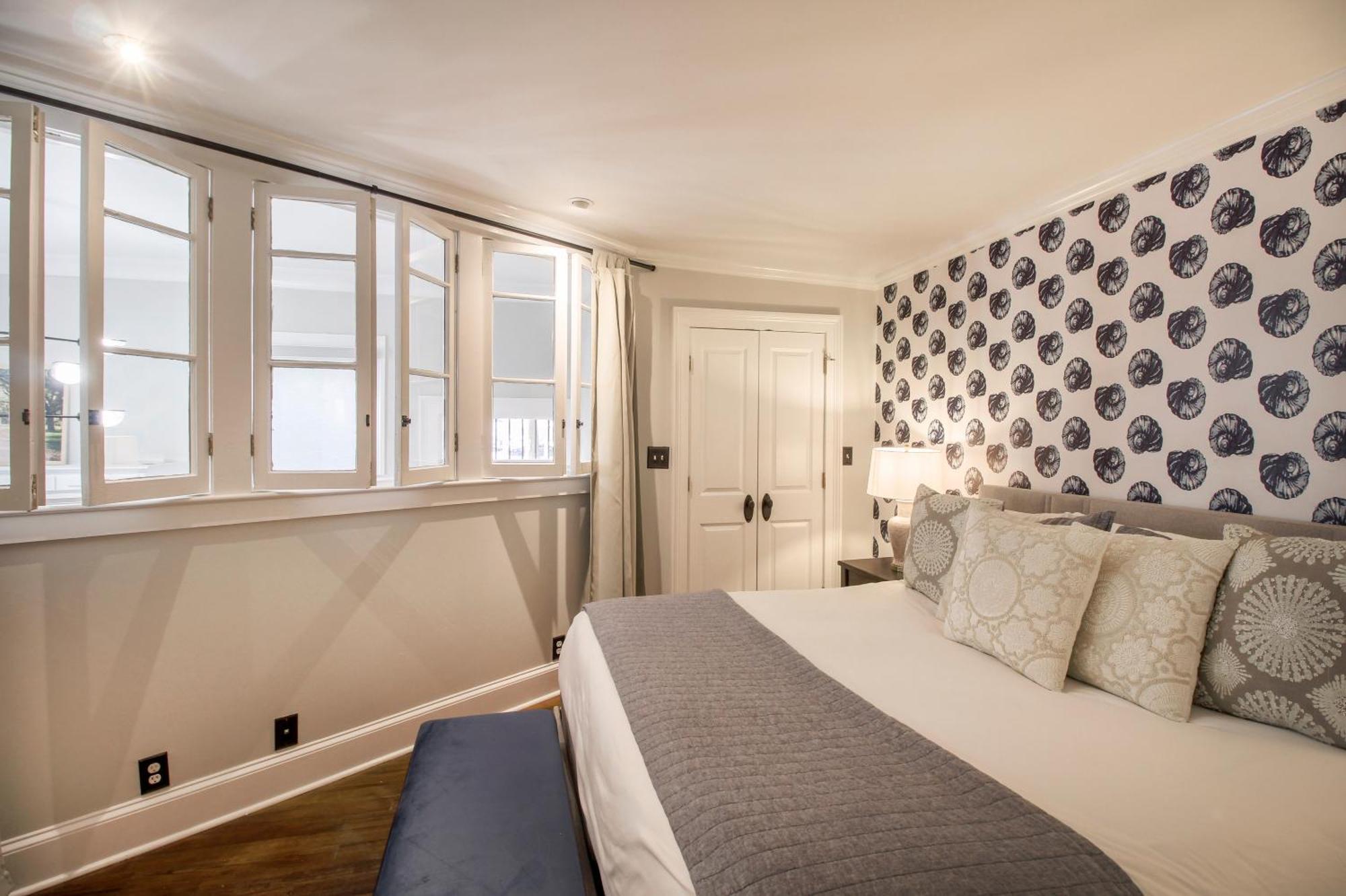 Walk To It All In Downtown, Double King Beds Σαβάνα Εξωτερικό φωτογραφία