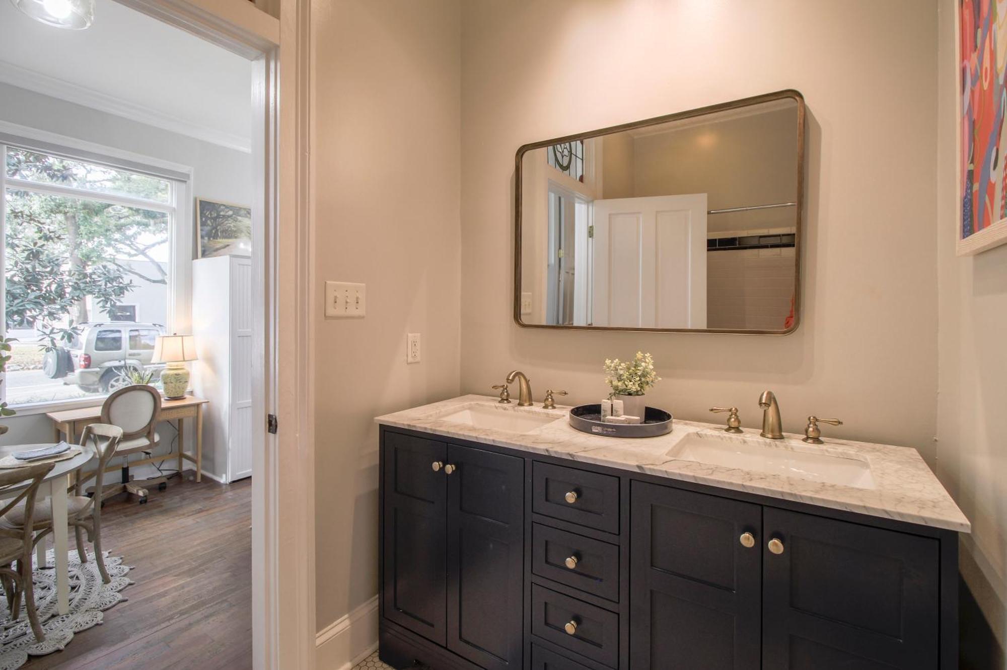 Walk To It All In Downtown, Double King Beds Σαβάνα Εξωτερικό φωτογραφία