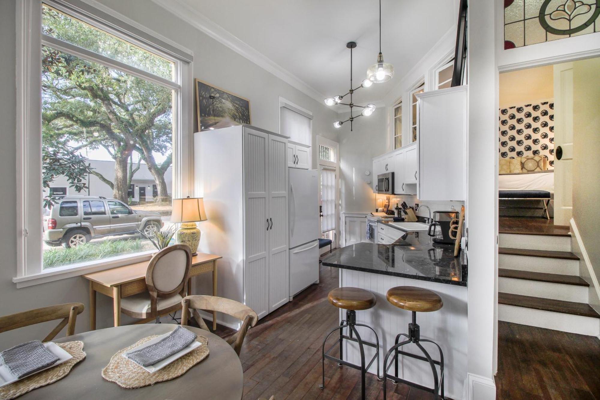 Walk To It All In Downtown, Double King Beds Σαβάνα Εξωτερικό φωτογραφία